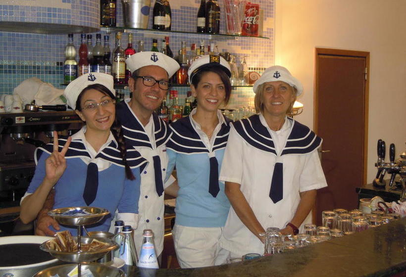 Hotel Confort  | Cattolica | Rimini | Italia 18