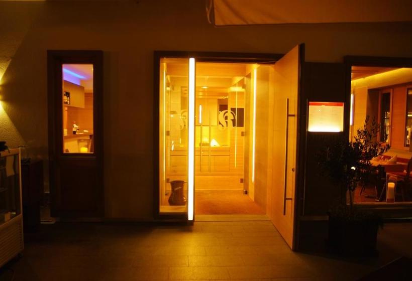 Kleinkunsthotel Restaurant Kreuzwirt  | Naturno | Bolzano | Italia 11