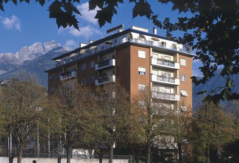 Hotel Lux  | Merano | Bolzano | Italia 7