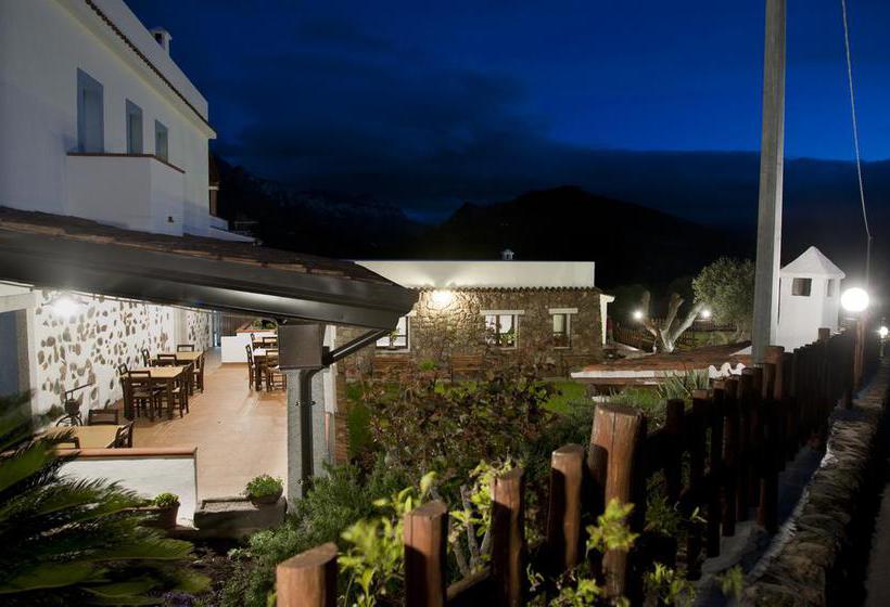 Hotel Di Turismo Rurale Belvedere Pradonos Dorgali Cerdeña