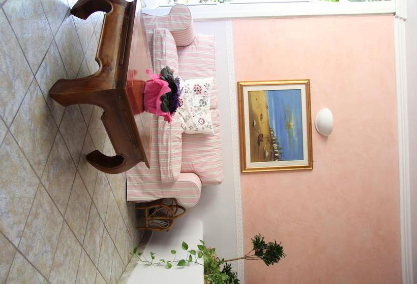 Hotel Tirrenia  | Lido di Ostia | Roma | Italia 12