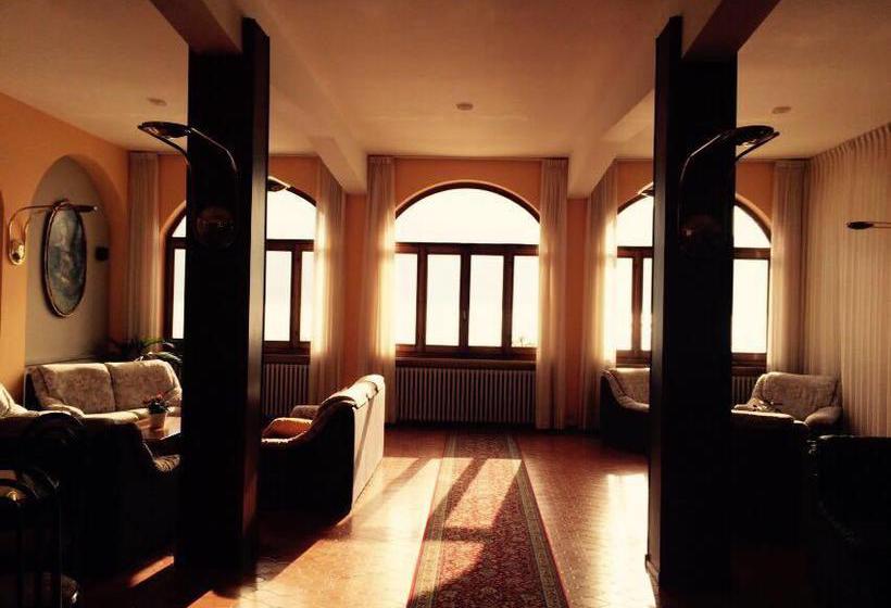 Hotel Il Portico  | Cannobio | Verbano-Cusio-Ossola | Italia 16