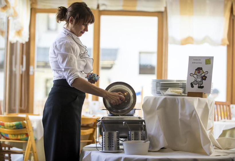 Familienhotel Alpenhof  | Naturno | Bolzano | Italia 11