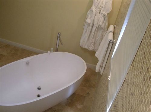 Aladdin Hotel  | Miami Springs | Florida | United States 5