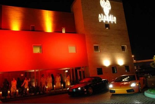 Aladdin Hotel  | Miami Springs | Florida | United States 8