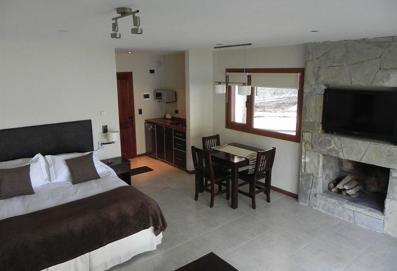 Hotel Hosteria Lago Gutierrez  | Villa Arelauquen | Rio Negro | Argentina 4