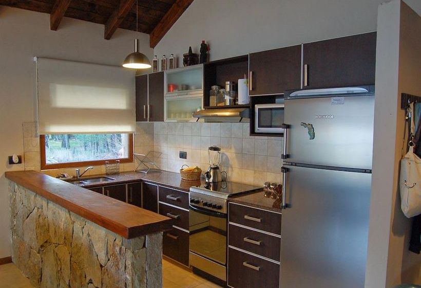 Hotel Hosteria Lago Gutierrez  | Villa Arelauquen | Rio Negro | Argentina 7