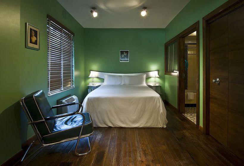 Pelican Hotel  | Miami Beach | Florida | United States 10