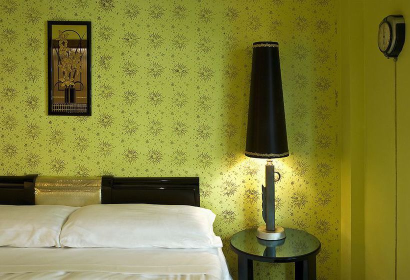 Pelican Hotel  | Miami Beach | Florida | United States 5