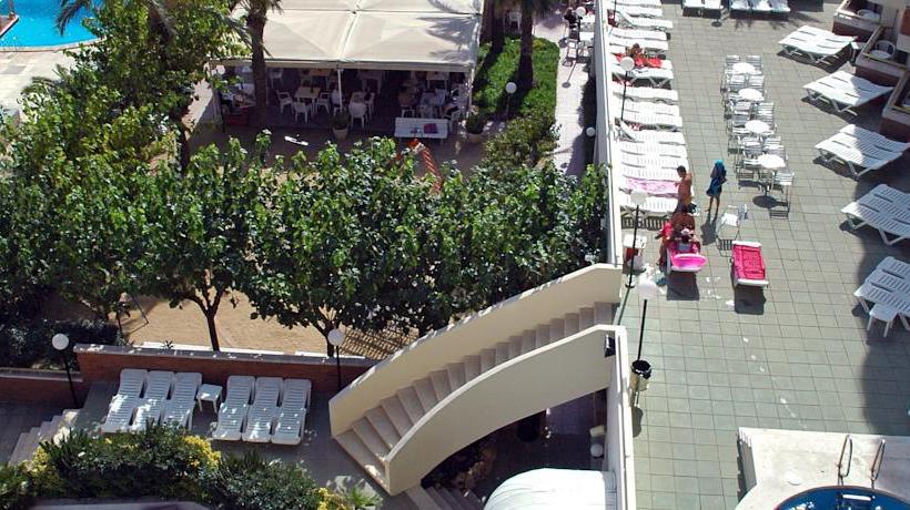 Hotel H Top Royal Sun  | Santa Susana | Barcelona | España 19