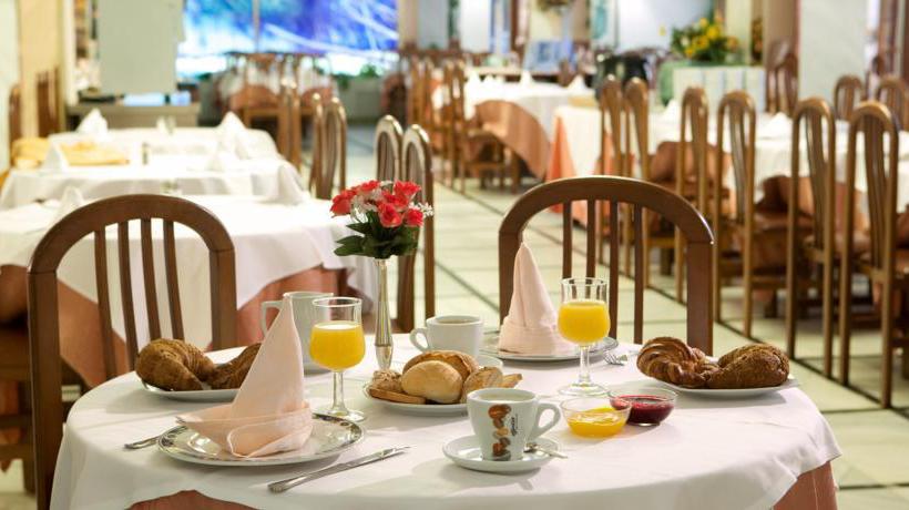 Hotel H Top Royal Sun  | Santa Susana | Barcelona | España 3