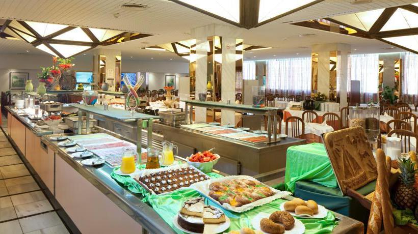 Hotel H Top Royal Sun  | Santa Susana | Barcelona | España 4