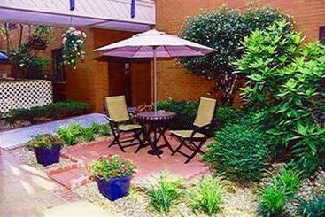 Hotel Trellis Garden Inn  | Statesboro | Georgia | United States 2