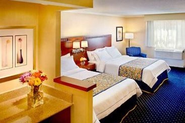 Hotel Courtyard Tinton Falls Eatontown 