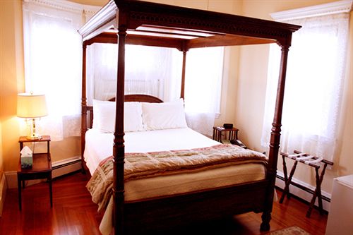 Hotel Coolidge Corner Guest House 