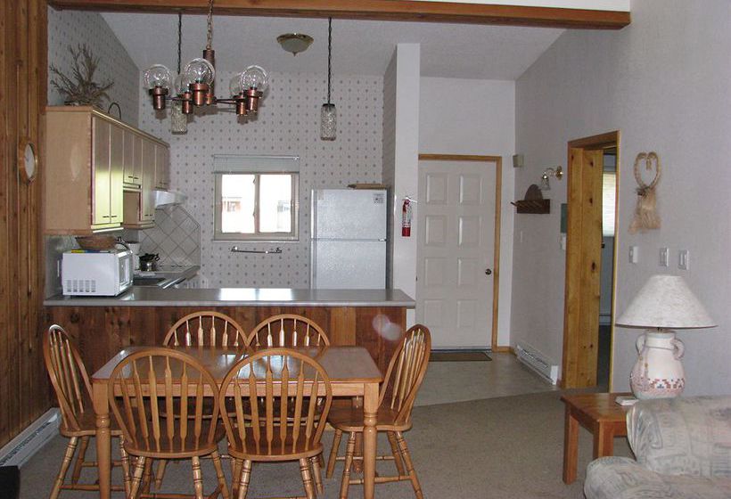 Hotel Beaver Village Condominiums  | Winter Park | Colorado | United States 15