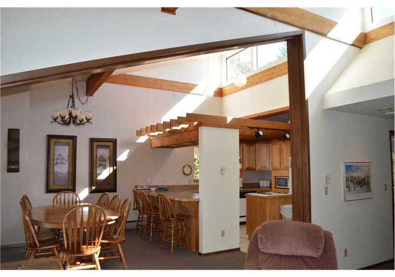 Hotel Beaver Village Condominiums  | Winter Park | Colorado | United States 19