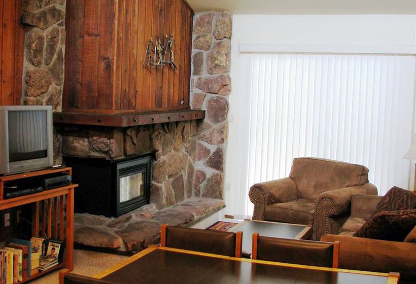 Hotel Beaver Village Condominiums  | Winter Park | Colorado | United States 3