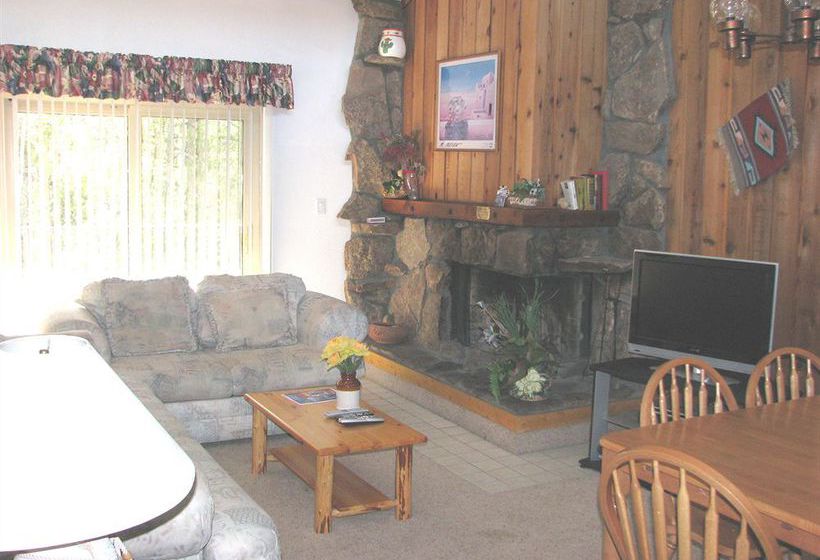 Hotel Beaver Village Condominiums  | Winter Park | Colorado | United States 7