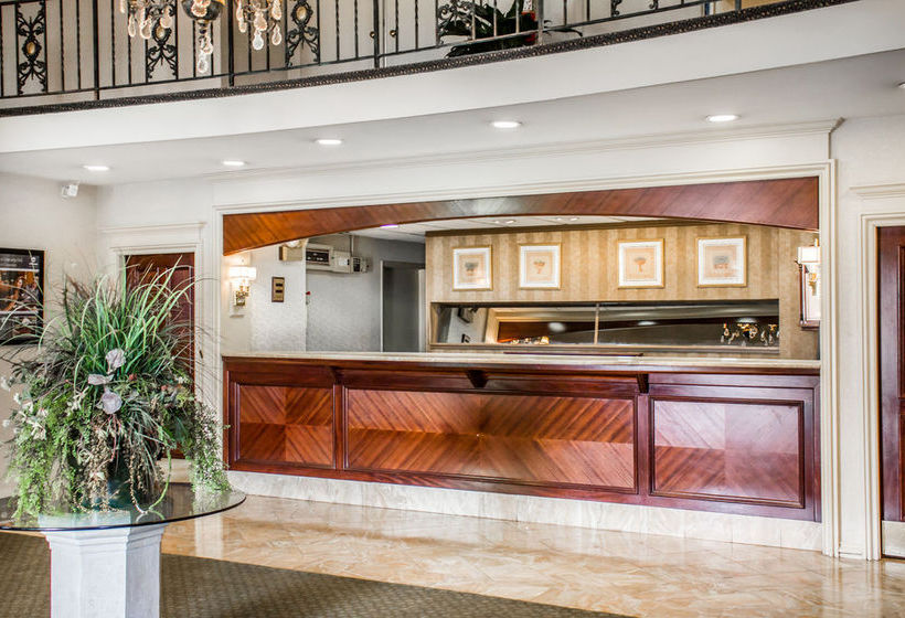 Clarion Hotel & Conference Center  | Erie | Pennsylvania | Estados Unidos 9