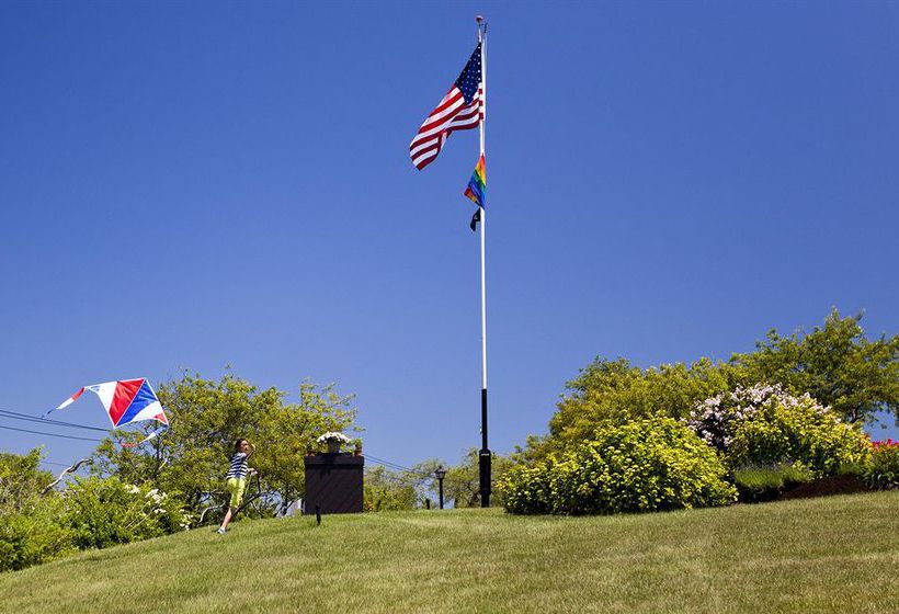 Hotel Chateau Provincetown  | Provincetown | Massachusetts | United States 8