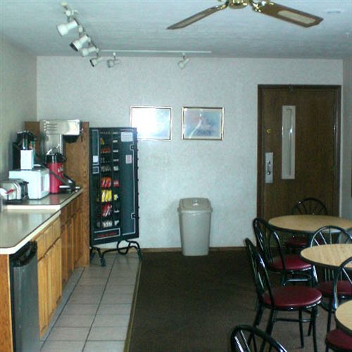 Hotel Travel Inn Rockford  | Rockford | Illinois | United States 3