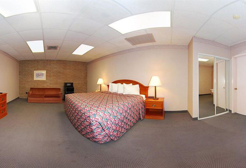 Hotel Rodeway Inn Cow Palace  Lamar