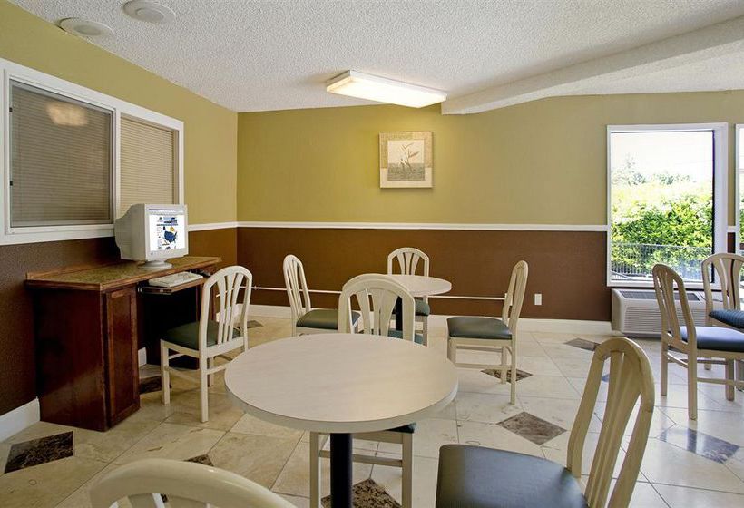 Motel Studio 6 Portland Oregon  | Portland | Oregon | United States 6