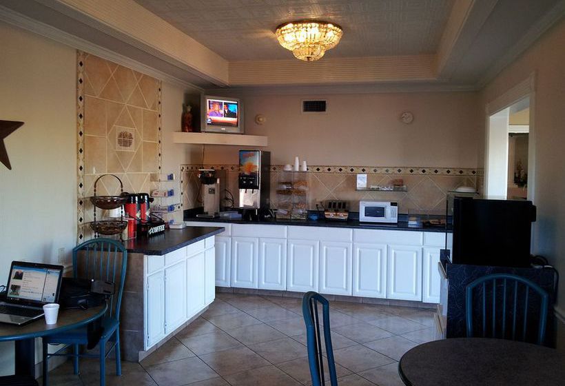 Hill Country Motel  | Marble Falls | Texas | United States 6