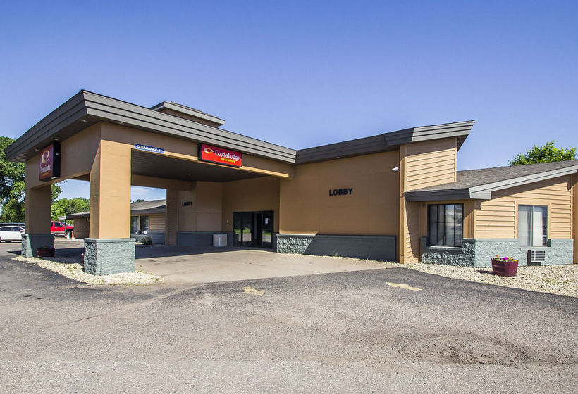 Hotel Econo Lodge Inn & Suites  | Menomonie | Wisconsin | United States 6