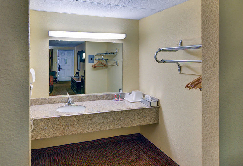 Hotel Econo Lodge Marshall  | Marshall | Texas | United States 20