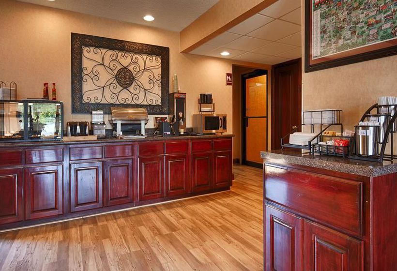 Hotel Best Western Inn  | Benton | Arkansas | United States 13