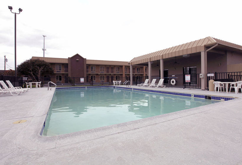 Hotel Americas Best Value Inn  | Paris | Texas | United States 16