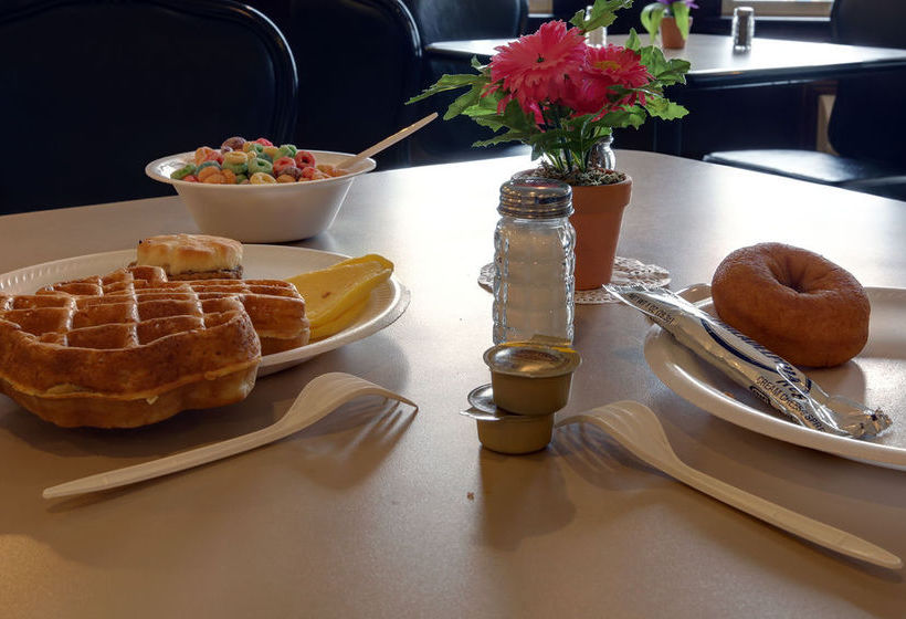 Hotel Americas Best Value Inn  | Paris | Texas | United States 17