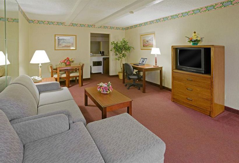 Hotel Americas Best Value Inn & Suites  | Tyler | Texas | United States 11