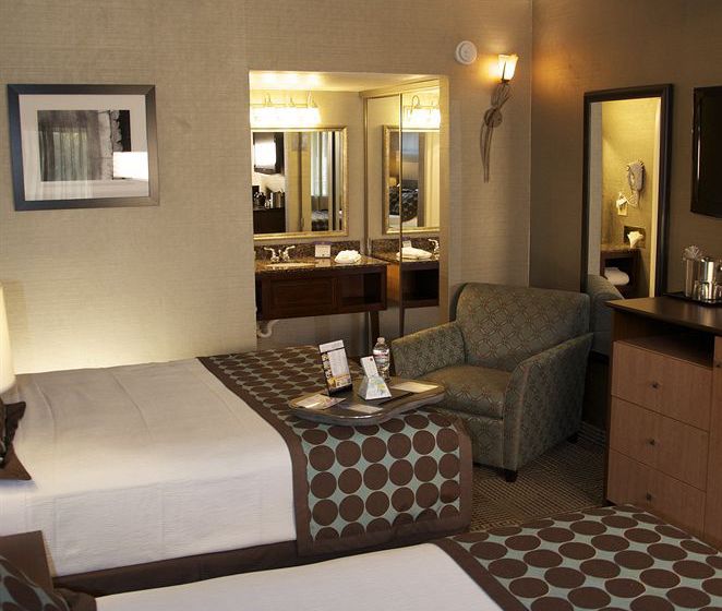 Best Western PLUS InnSuites Phoenix Hotel & Suites  | Phoenix | Arizona | United States 3