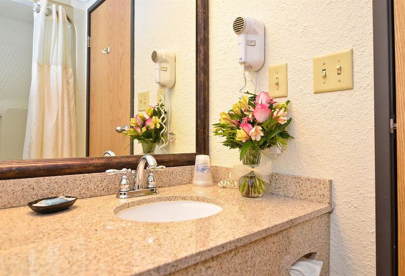 Best Western Longbranch Hotel & Conv Cntr  | Cedar Rapids | Iowa | United States 9