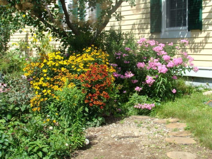 Best Western Plus Ludlow Colonial Motel 