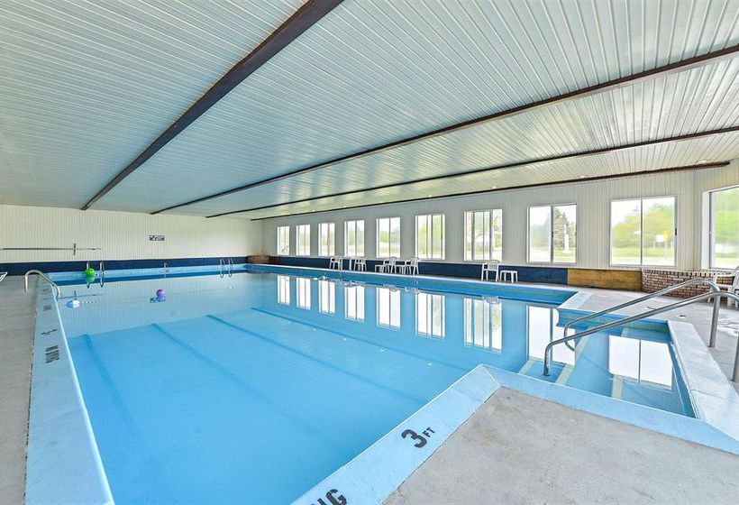 Hotel Americas Best Value Innmackinaw City  | Mackinaw City | Michigan | United States 11