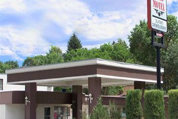 Main Motel An Independent Mag  | Ely | Nevada | United States 5