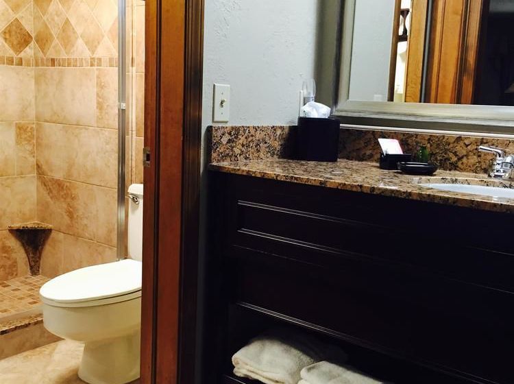 Best Western Plus Mark Motor Hotel  | Weatherford | Oklahoma | United States 16