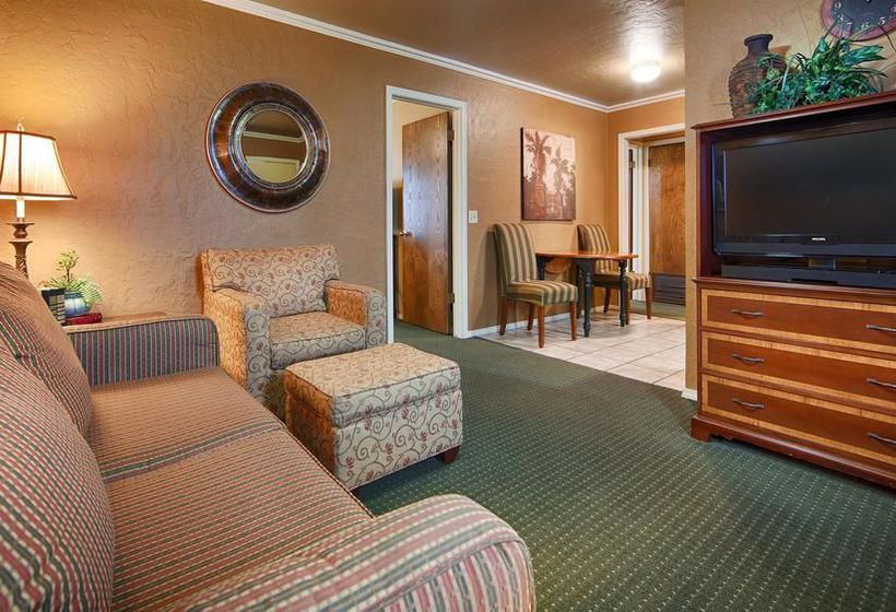 Best Western Plus Mark Motor Hotel  | Weatherford | Oklahoma | United States 6