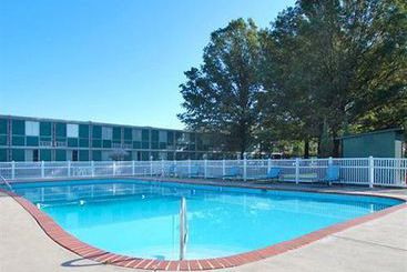 Hotel Rodeway Inn  | Medina | Ohio | United States 3