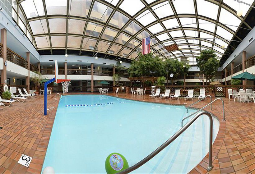 Best Western Plus Midway Hotel & Suites-Brookfield  | Brookfield | Wisconsin | United States 1