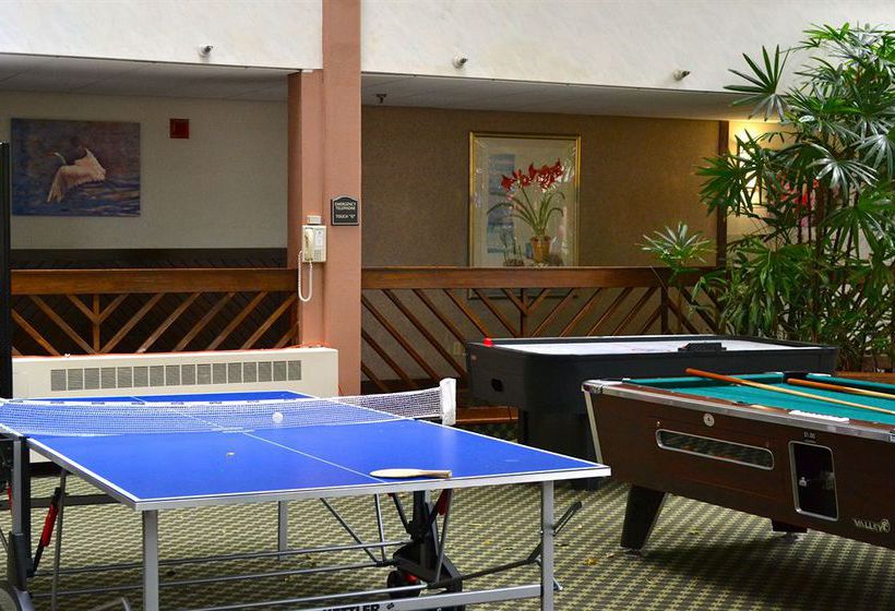 Best Western Plus Midway Hotel & Suites-Brookfield  | Brookfield | Wisconsin | United States 10