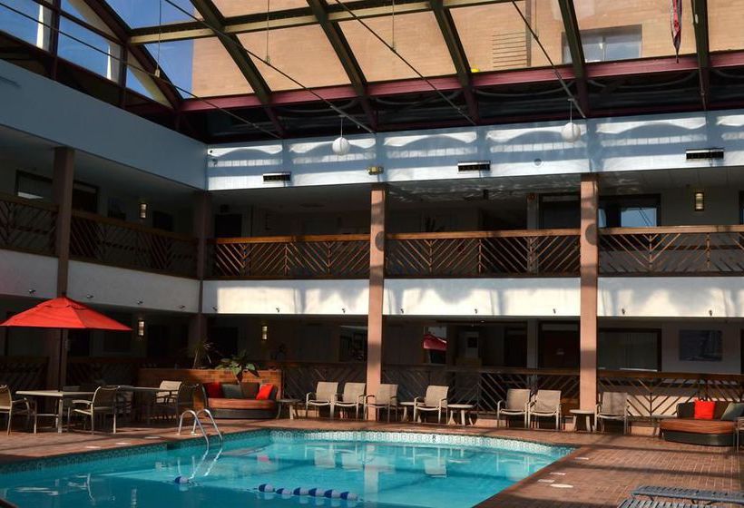 Best Western Plus Midway Hotel & Suites-Brookfield  | Brookfield | Wisconsin | United States 13