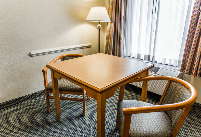 Hotel Econo Lodge Whiteville  | Whiteville | North Carolina | United States 13