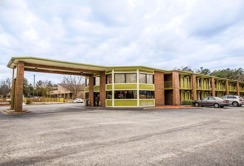 Hotel Econo Lodge Whiteville  | Whiteville | North Carolina | United States 4