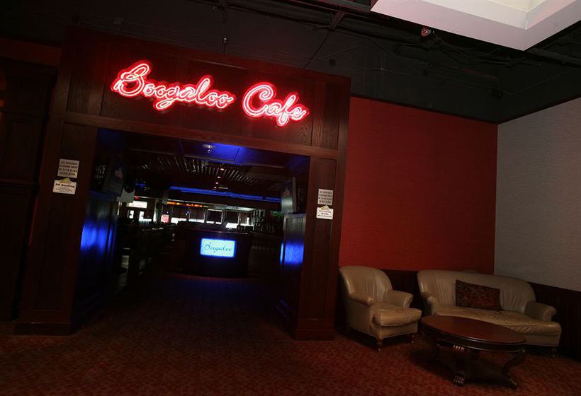 The Pzazz Resort Hotel & Catfish Bend Inn & Spa  | Burlington | Iowa | United States 12