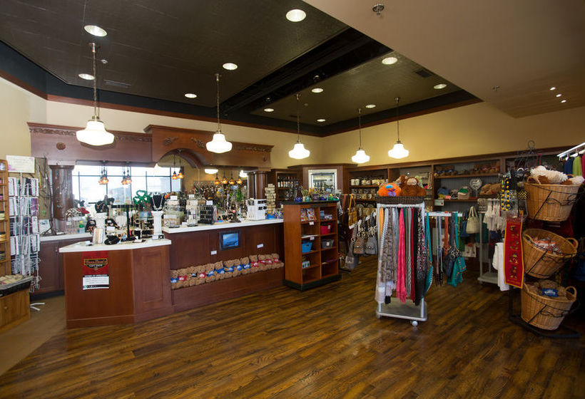 The Pzazz Resort Hotel & Catfish Bend Inn & Spa  | Burlington | Iowa | United States 14